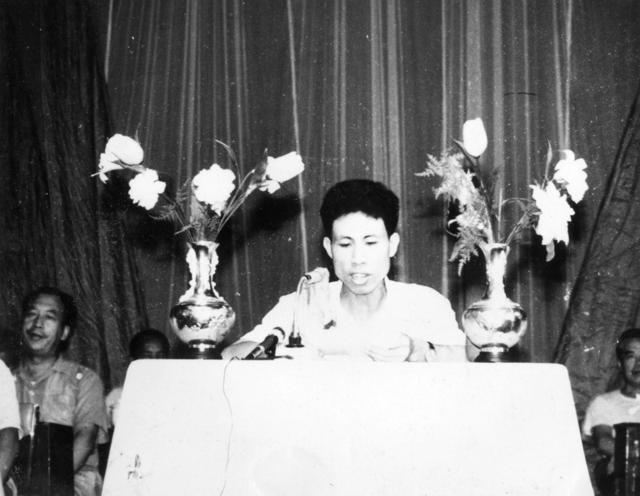 教师节 第一个 教育 历史 座谈会
