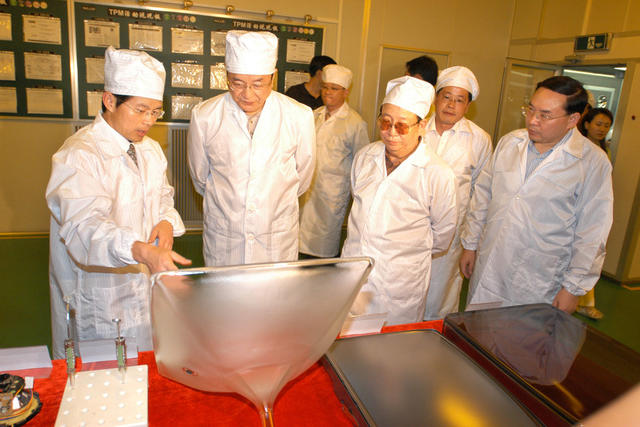 俞正声率湖北党政代表团在长沙考察