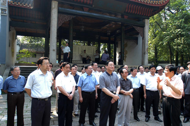 俞正声率湖北党政代表团在长沙考察