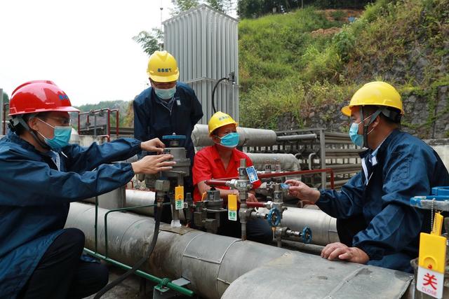 市场 燃气 特种 设备 检查  国庆 消除 安全 隐患 营造 喜庆 节日 氛围