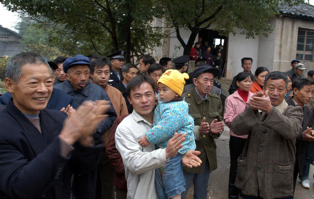 湘潭射埠镇禽流感疫区解除封锁