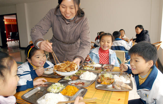 长沙市芙蓉区推出小学生午托服务