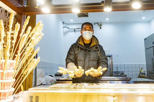 旅游 美食 土家吊脚楼 七十二奇楼 旅行 目的地 美食街 景区 景点 土家风情 张家界 永定区 文艺 文化 夜市 夜经济