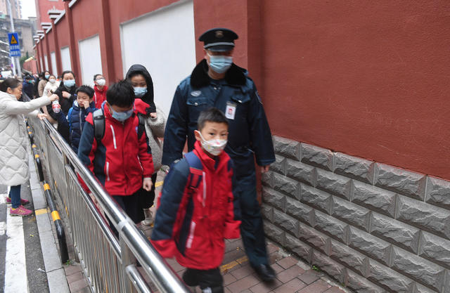 长沙市 中小学 护学通道启用