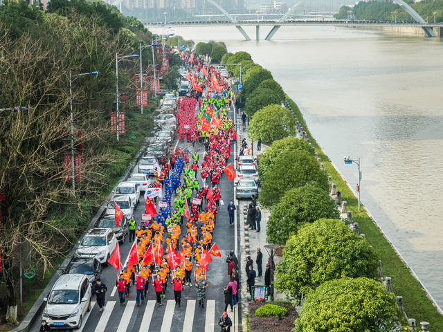 雷锋  三月  浏阳河  爱心  志愿者