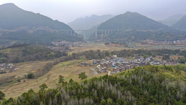 扶贫 曹静波 曹曲波 脱贫摘帽 汝城县