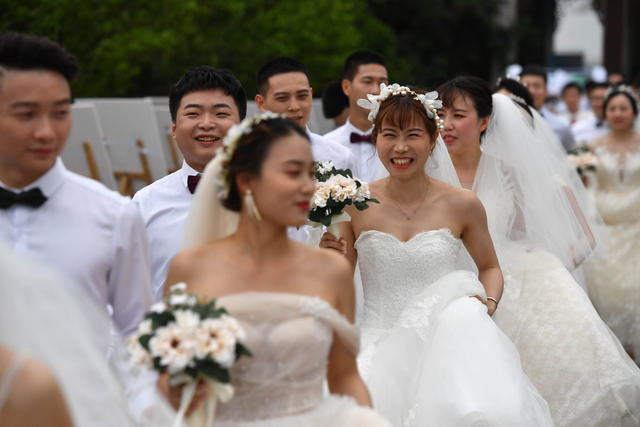 医护人员 集体婚礼 橘子洲头 520 白衣天使 新人