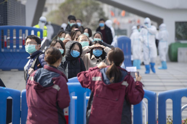 武昌方舱医院 出舱 医护人员 康复 治愈者