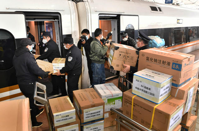 出征 武汉 湘雅二医 湘雅三医 元宵 国家医疗队 逆行者 支援 新冠疫情 道别 医疗物资