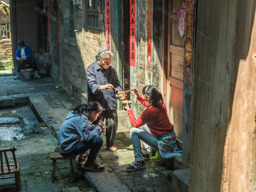古村  午餐  老宅  清明
