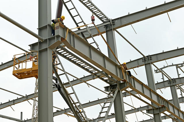工程项目 施工 厂房 重点工程 建筑工地 安全生产 工人 经开区 赶进度