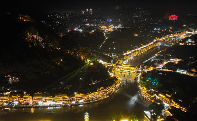 凤凰古城  夜色