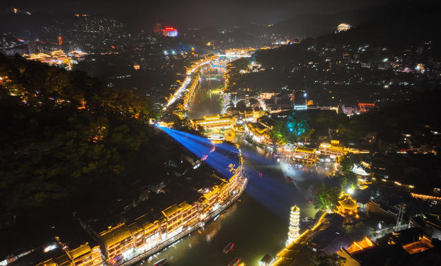 凤凰古城  夜色