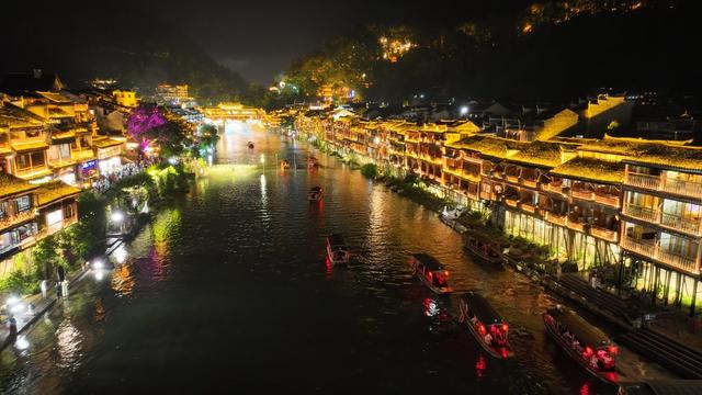 凤凰古城  夜色