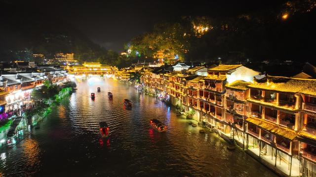 凤凰古城  夜色