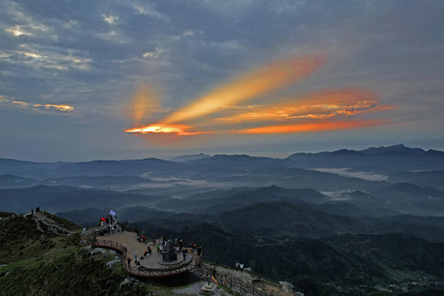 郴州桂东 青娥山 游客 全域旅游 栈道