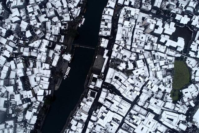 古城 土家族  湘西 苗族 乾州古城 大雪 吉首 无人机 建筑 航拍 万溶江 俯瞰 景区