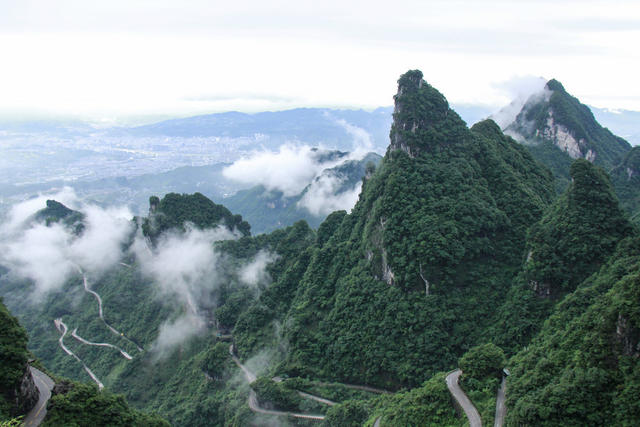 湖南省张家界市，永定区，天门山，天门洞，金蟾，雪花，雪景，官帽山，父爱如山