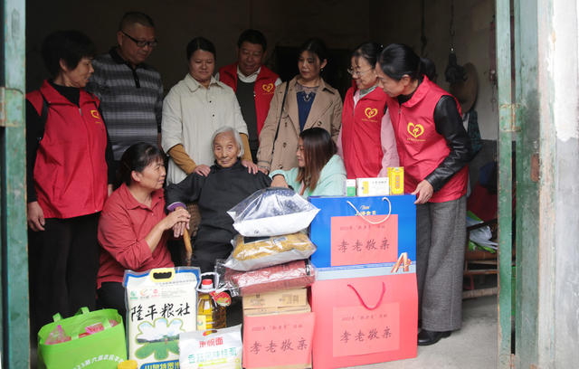 湖南桂东 困难老人 大家庭 温暖 志愿者