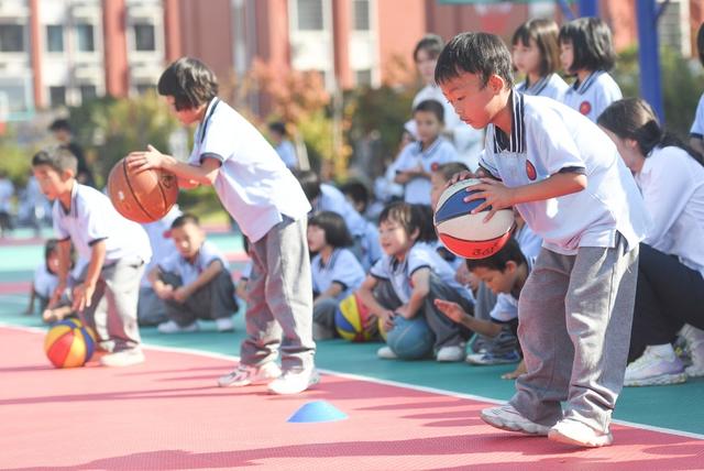 运动
趣味
学校
运动会
快乐