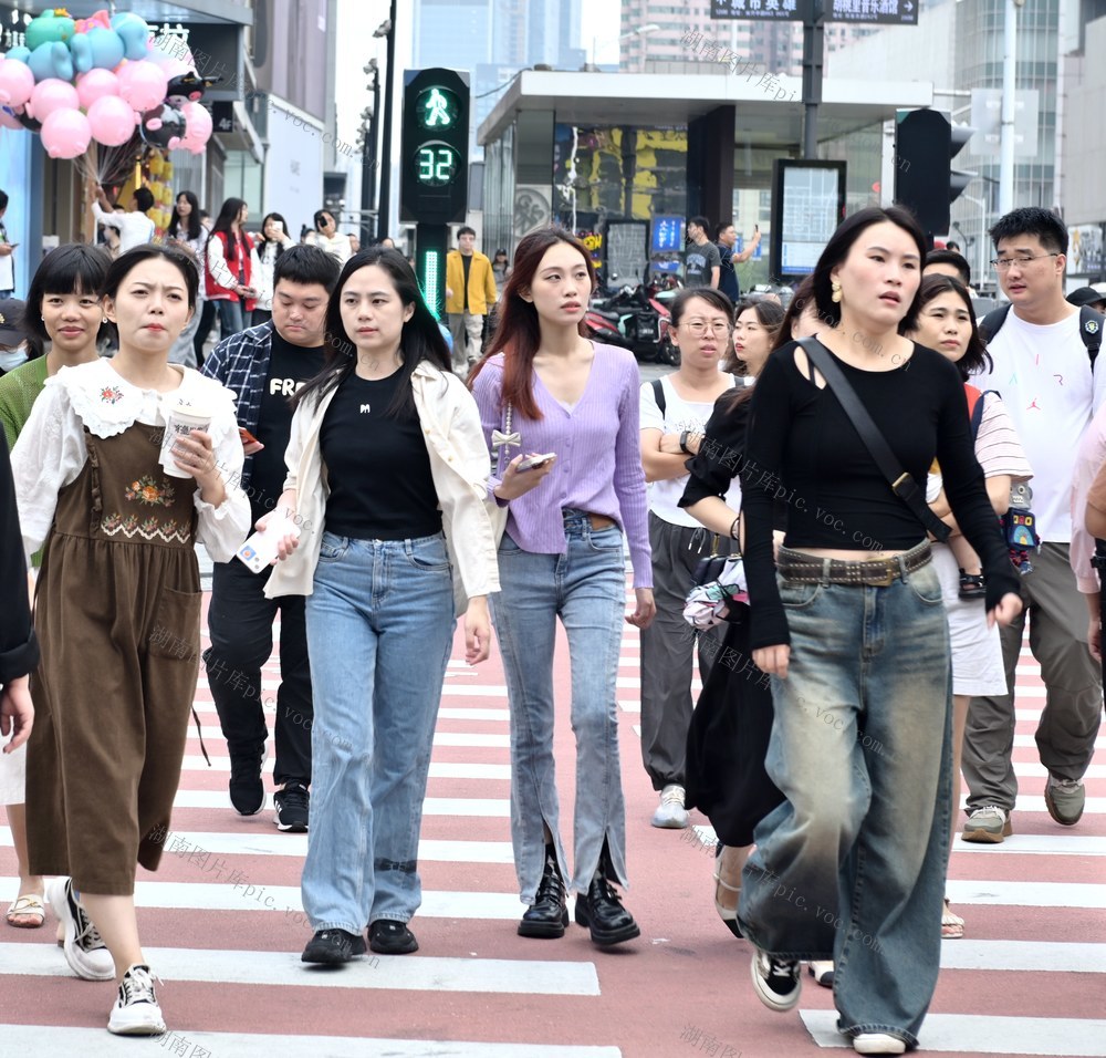 长沙黄兴步行街一派热闹繁华景象