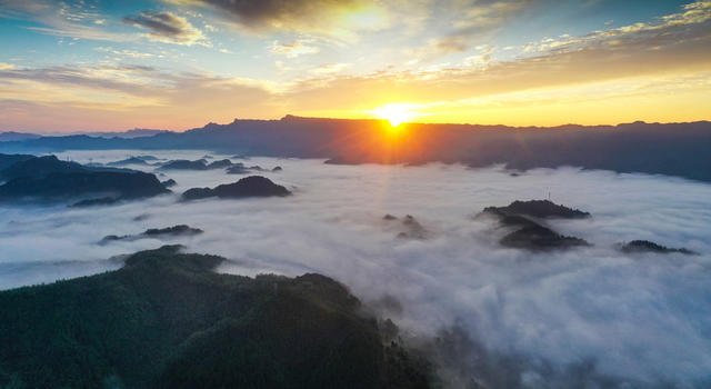 湖南,湘西,龙山,彩墨画,山乡,群山,晨雾,朝霞