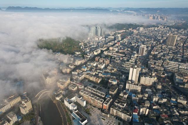 平流雾 气候变化 画卷  仙境 氤氲