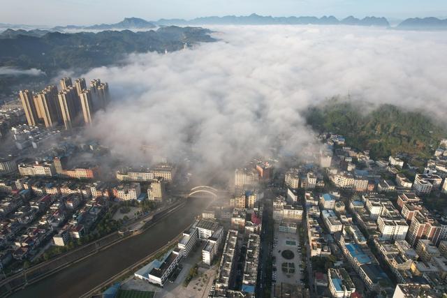 平流雾 气候变化 画卷  仙境 氤氲