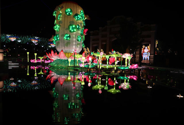 南岳 彩灯 中秋