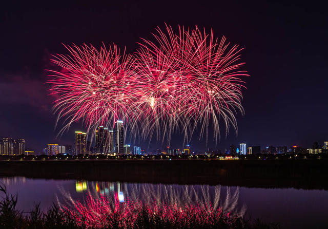 烟花 杜甫江阁 长沙 留言烟花 节日 