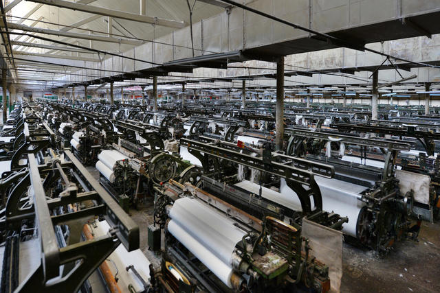 百年纺机生产忙
