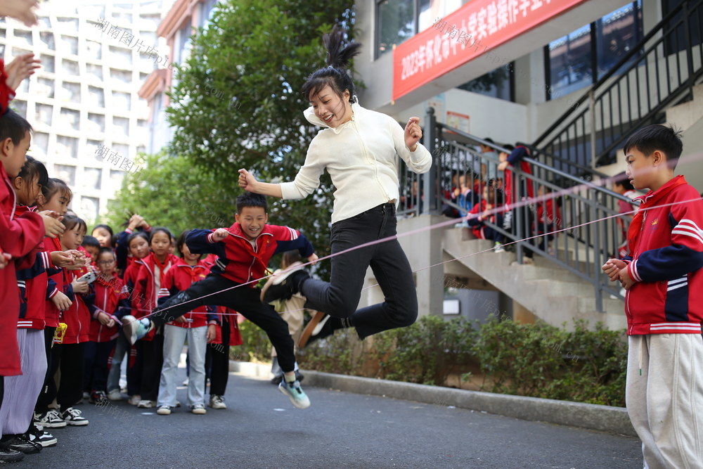 快乐 课间 乐享课间 双减 双减政策