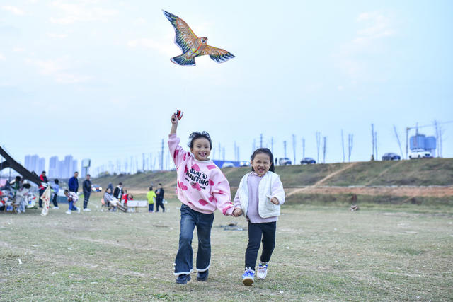 娄底 冬日暖阳 涟水河畔 玩耍嬉戏