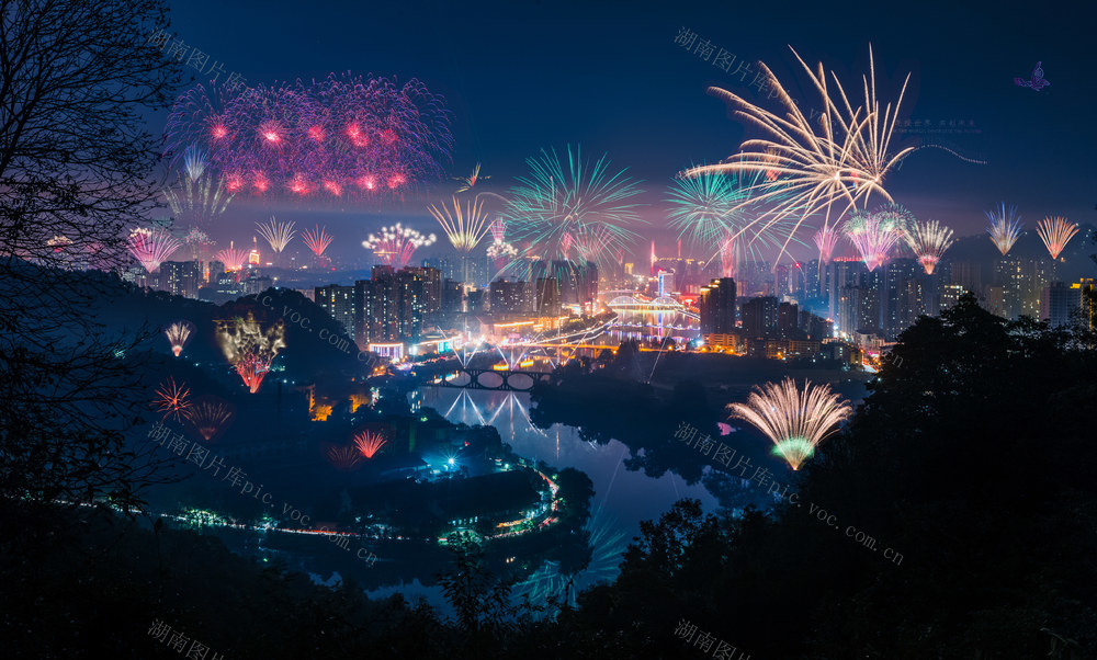 烟花  浏阳河  夜晚  城市  璀璨