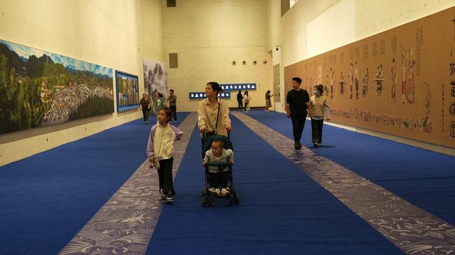 谢子龙影像艺术馆，八洞村，主题摄影展