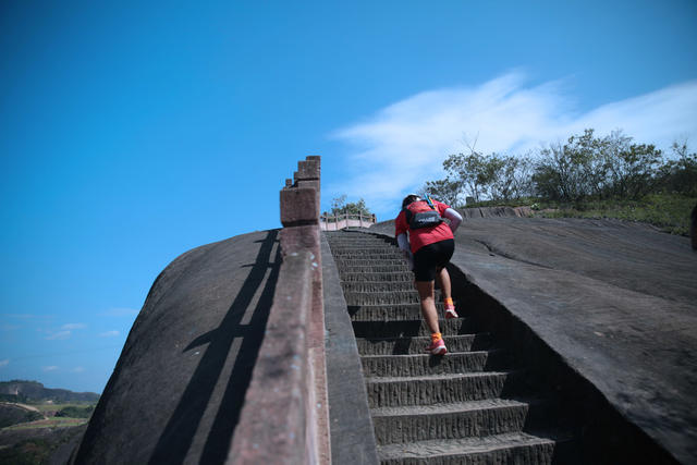 湖南郴州 飞天山  百里丹霞 第十一届 徒步越野赛