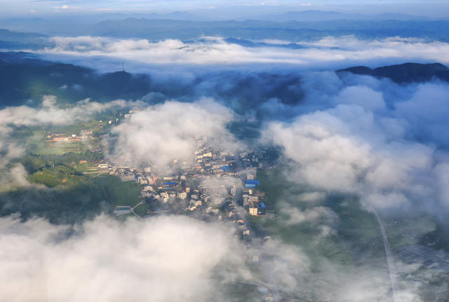 古镇 乡村 山村 晨雾 山水 风景