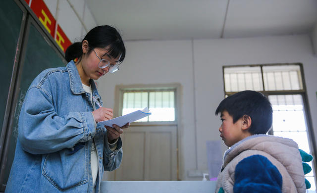 教学点 坚守 青年女教师 乡村教育 小规模学校