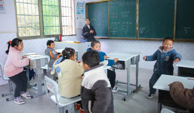 教学点 青年女教师 坚守 乡村教育 小规模学校