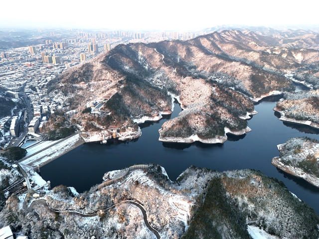 水库  景区  旅游  文化  观光   风景  生态   自然   航拍   胜地   风雪   白雪  大雪  风光