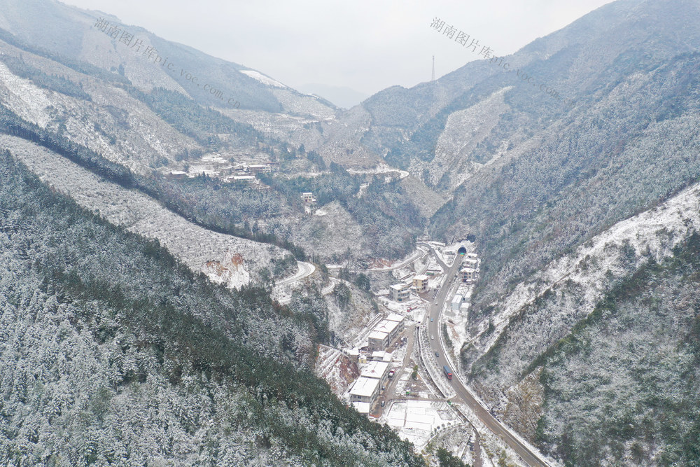 冰雪 公路
