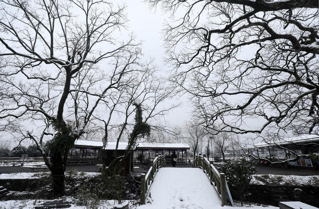 降雪 古村 美如画 古民居 传统村落 旅游