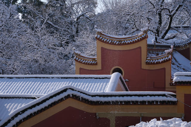 岳麓书院，雪景如画