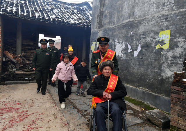 蒋云忐 武警 中国武警忠诚卫士