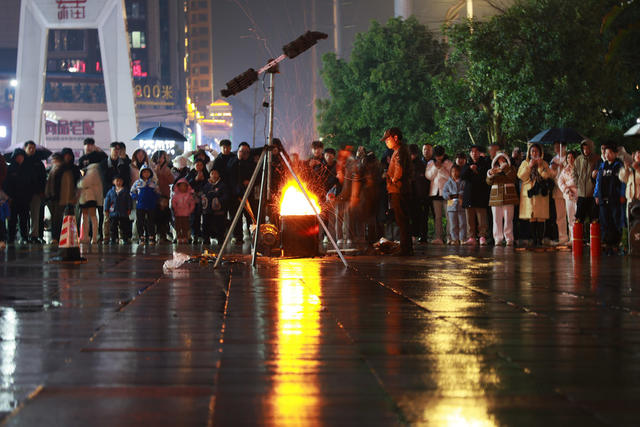 非遗 打铁花 年味