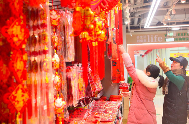 年味  市场  新春   饰品