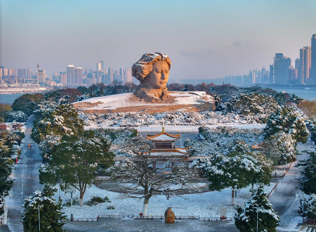 城市
