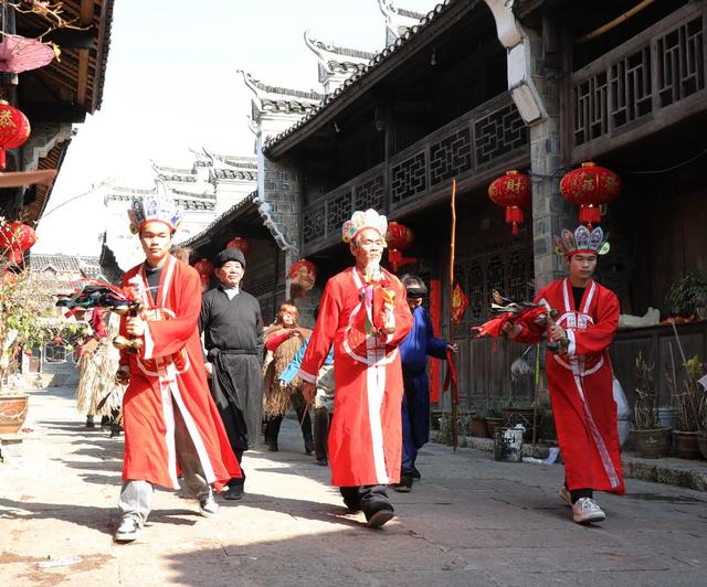       多彩民俗闹新春