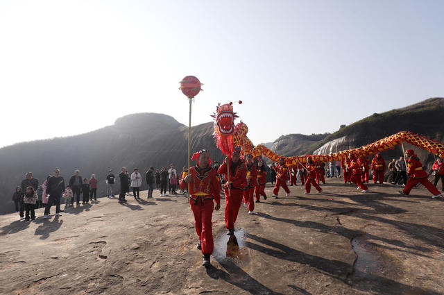 春节 闹新春 舞龙 民俗文化 过大年