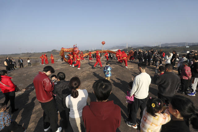 春节 闹新春 舞龙 民俗文化 过大年